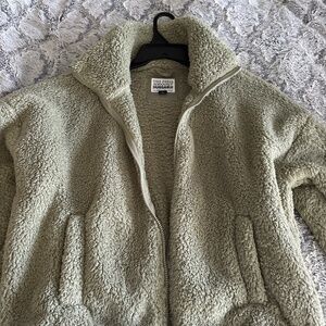 American Eagle NWOT THIS FEELS SERIOUSLY HUGGABLE Sherpa Jacket XS/S
